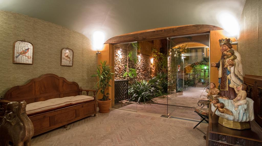Apartaments Suites Sant Jordi Montbrió del Camp Dış mekan fotoğraf